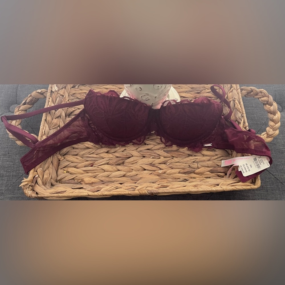 NWT PINK Victoria’s Secret Push-Up Bra